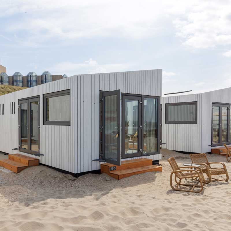Beleef een heerlijke strandvakantie in Zandvoort in de cabana's van Riva Cabana.